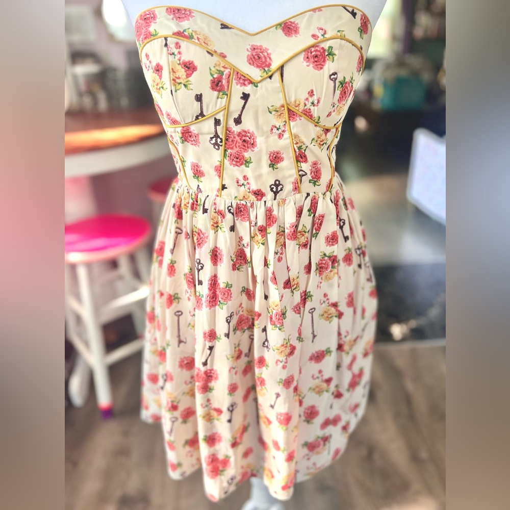 Minuet Key Print Strapless Sweetheart Dress